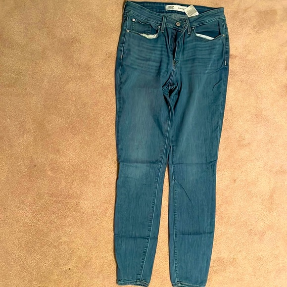 Levi’s Skinny Jeans Mid Rise - Picture 1 of 3